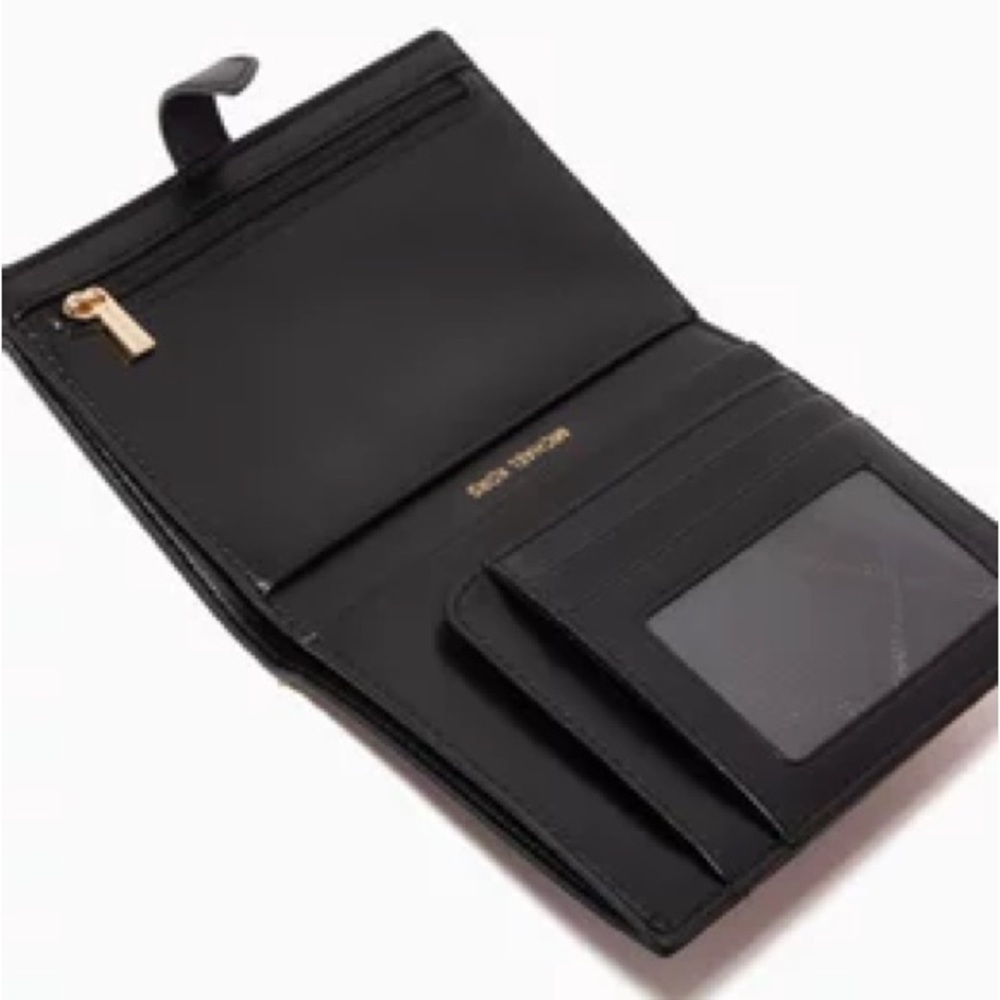 NEW MICHAEL KORS Medium Heritage Passport Wallet in Signature Monogram Jacquard - Picture 7 of 7